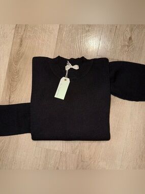 By Together Boxy Ribbed Knit Sweater Black size Small
